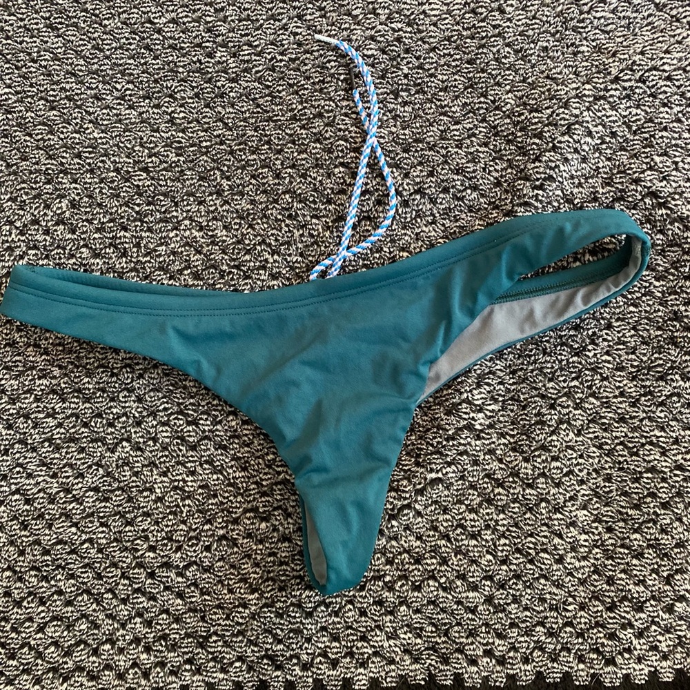 Jolyn Dreya bikini bottom In Peacock size M